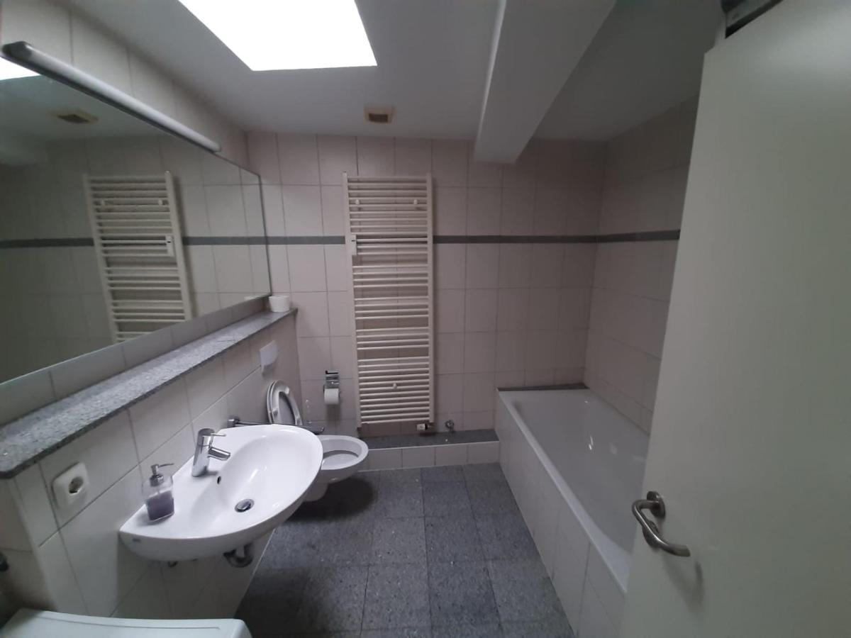 Avi City Burgplatz Apartments Düsseldorf Eksteriør bilde